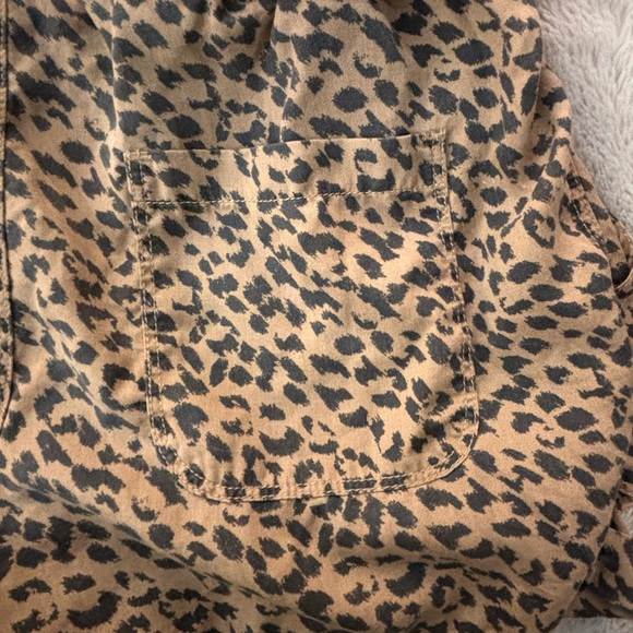 Aerie cheetah/leopard shorts - Picture 5 of 8